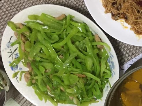 青椒炒肉丝