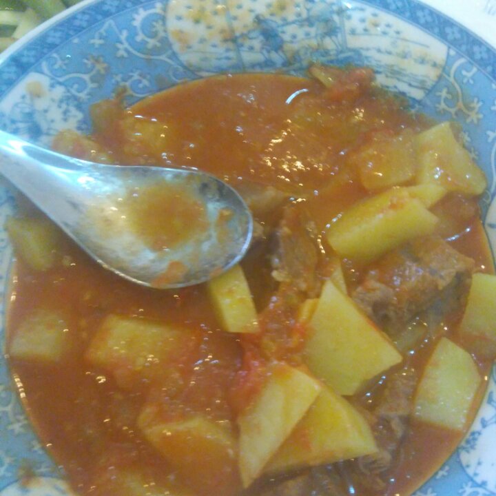 老丁的私房菜-番茄牛腩煲