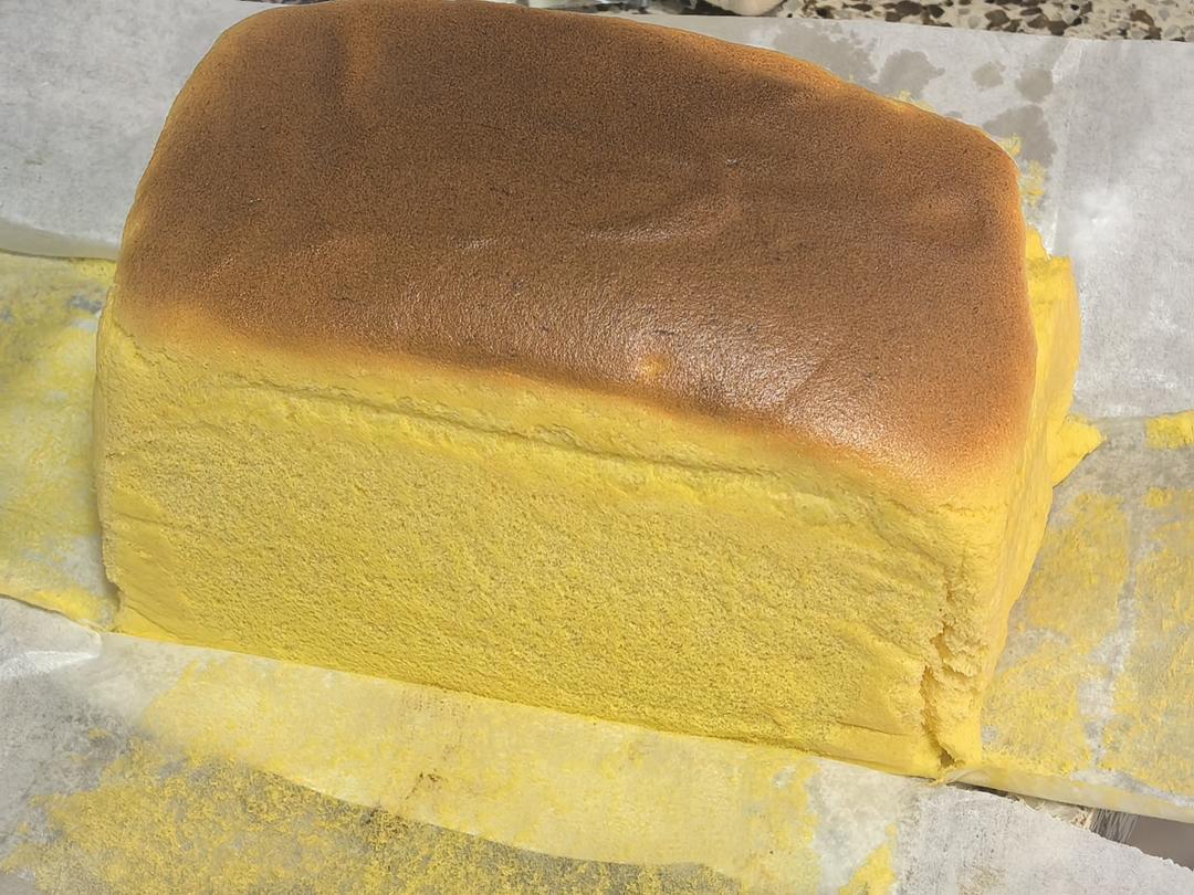 堪比柯基屁股
爆浆芝士🧀古早蛋糕