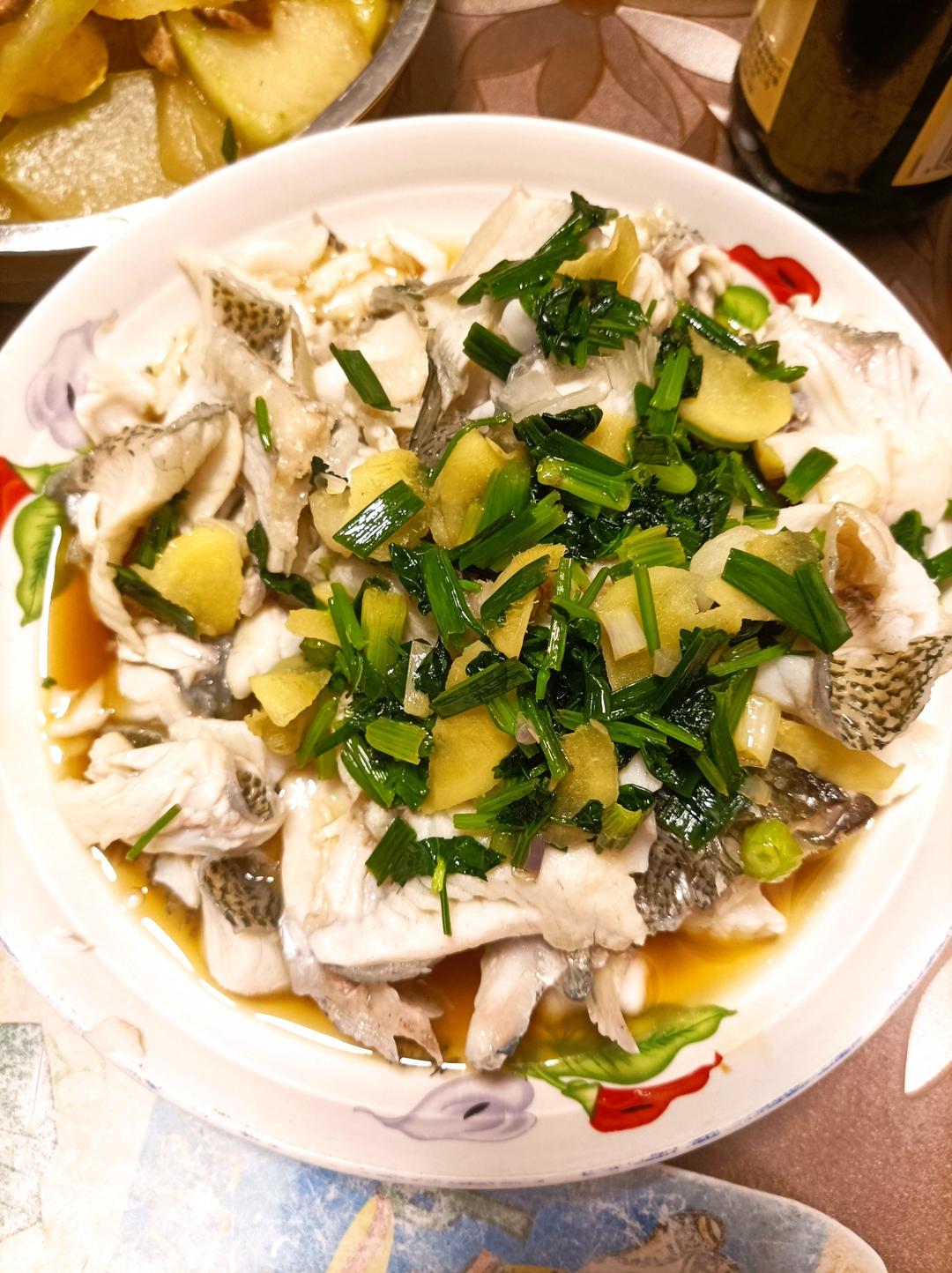 鲜嫩鲈鱼片