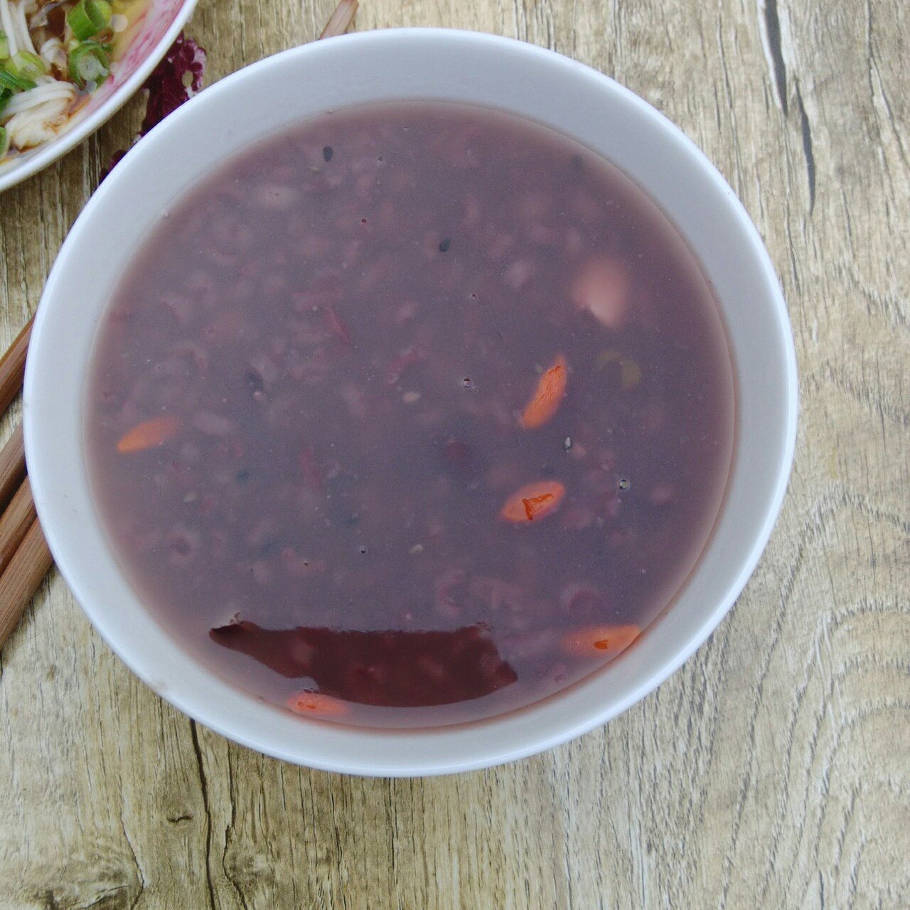 黑米黑豆黑芝麻粥