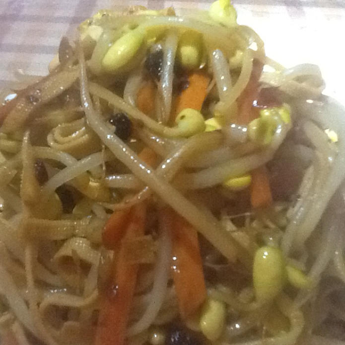 炒黄豆芽