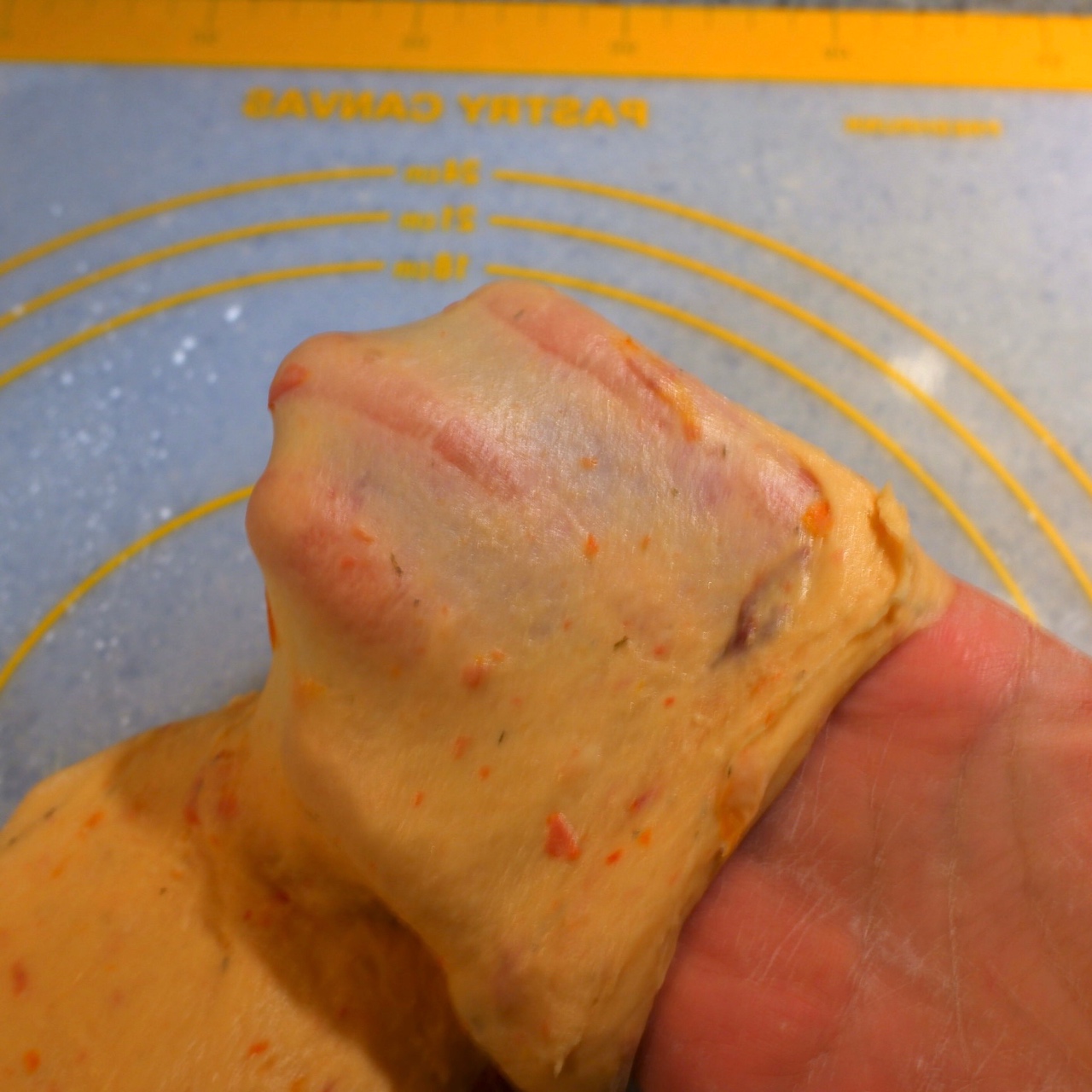 洋葱酵液油浸番茄橄榄吐司｜咸味面包的秘密！的做法 步骤11