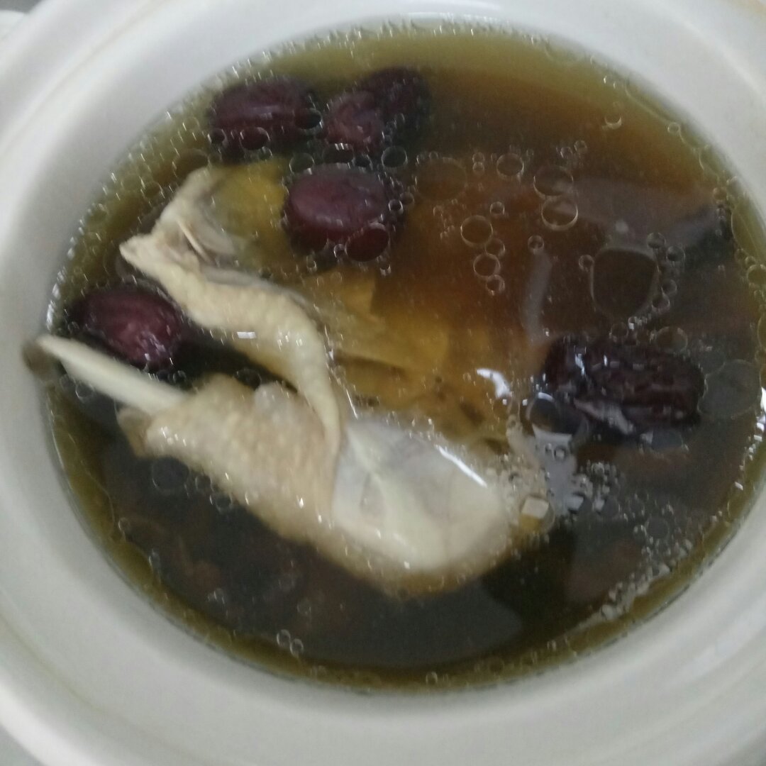 茶树菇炖鸡