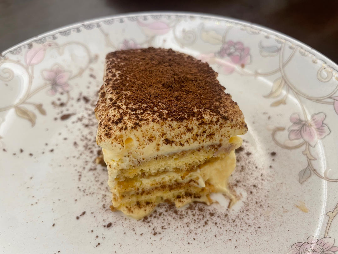 在欧洲学会的经典版提拉米苏