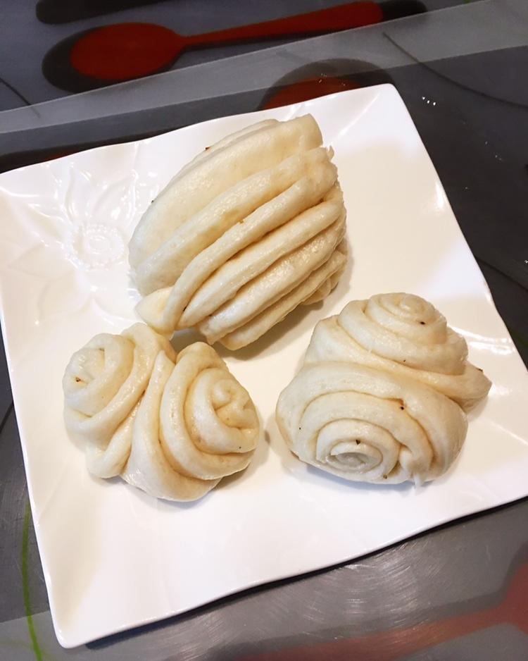 轻松做出光滑松软馒头的秘诀