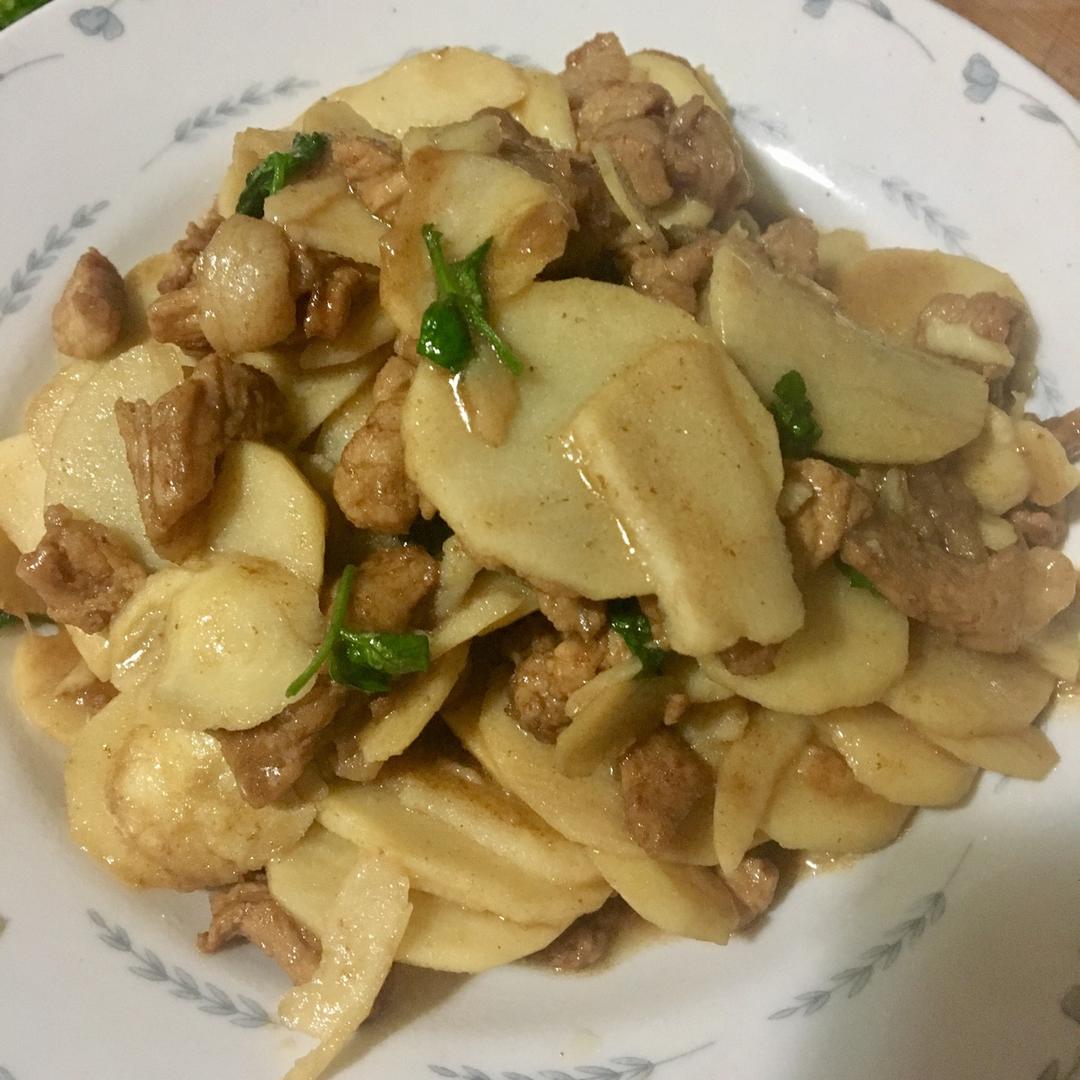 littlesilly做的肉片炒茨菇