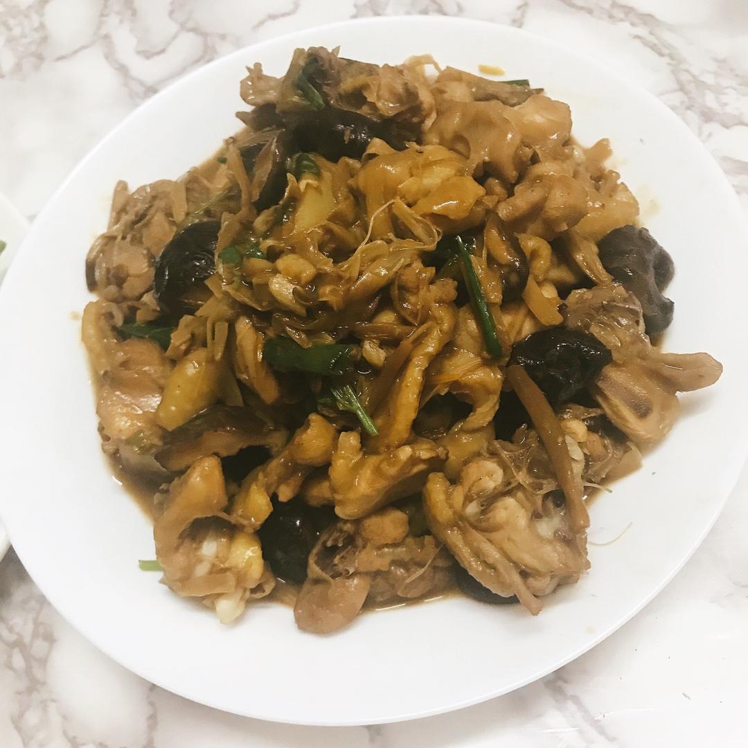 冬菇焖鸡