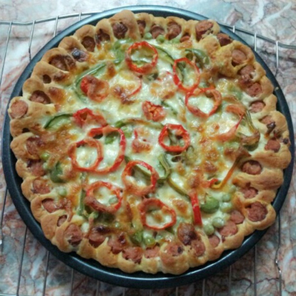 蘑菇火腿心花边比萨