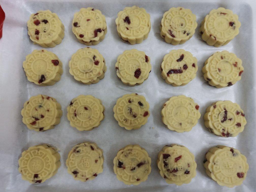 入口即化奶香味十足绿豆糕