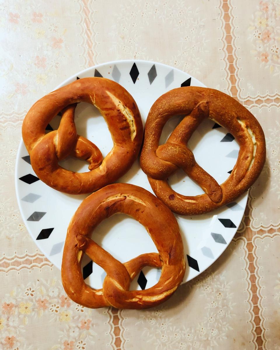 最详细的碱水包 【德国结面包 布雷结面包】有关碱水面包Brezel的一切 Bretzel Brezen Pretzel