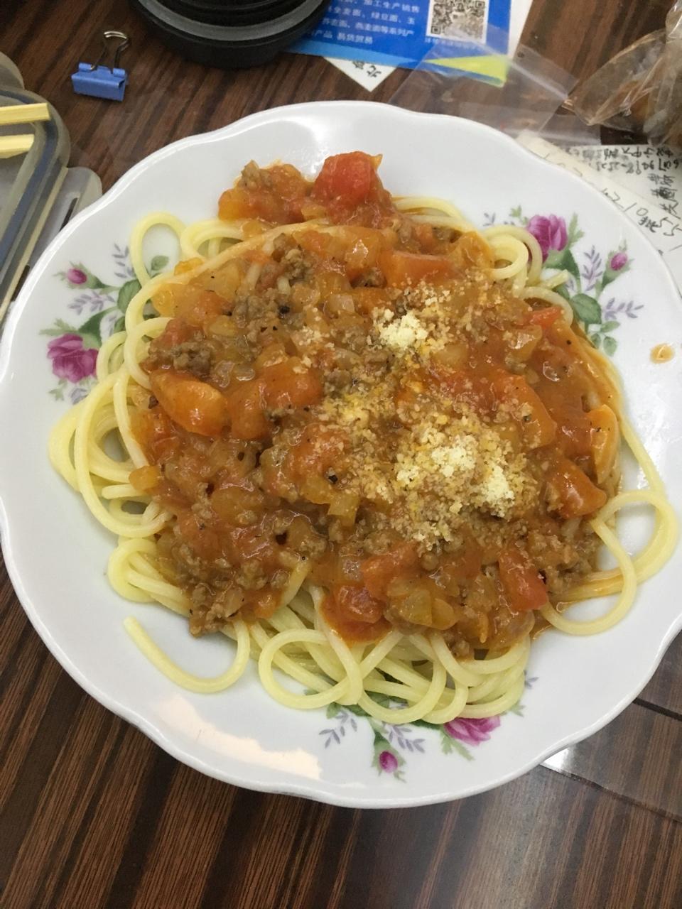 （完胜必胜客的）番茄肉酱意大利面～