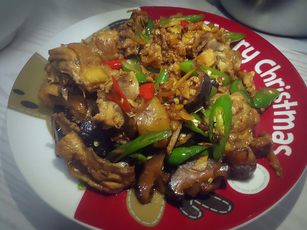 辣椒炒鸡（临沂家常）