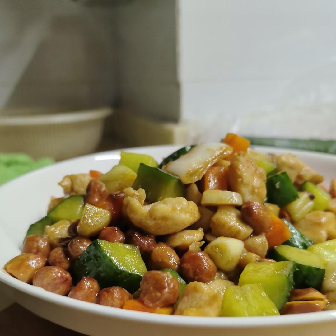 宫保鸡丁！最正宗最讲究的做法！