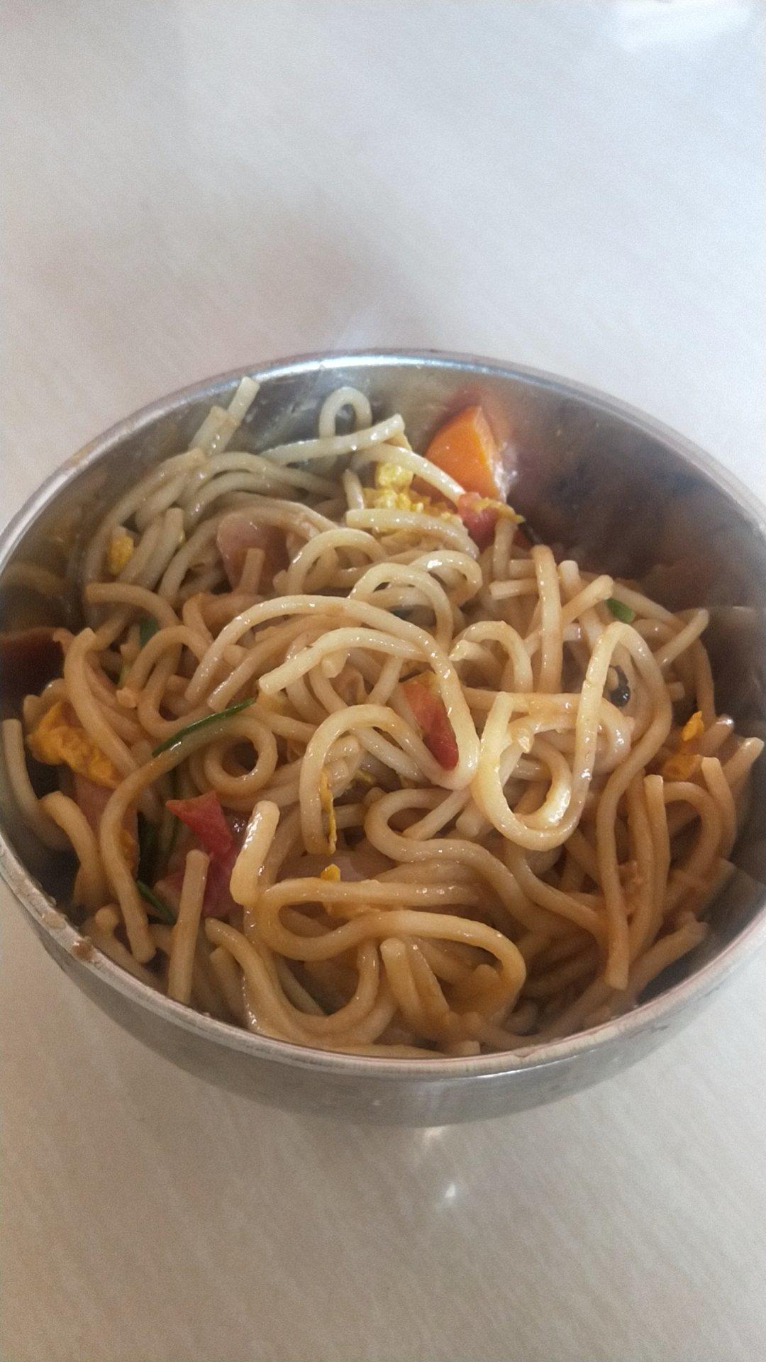 🍜最简单最好吃的家常炒面