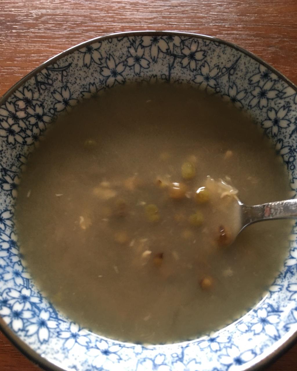 清凉绿豆沙