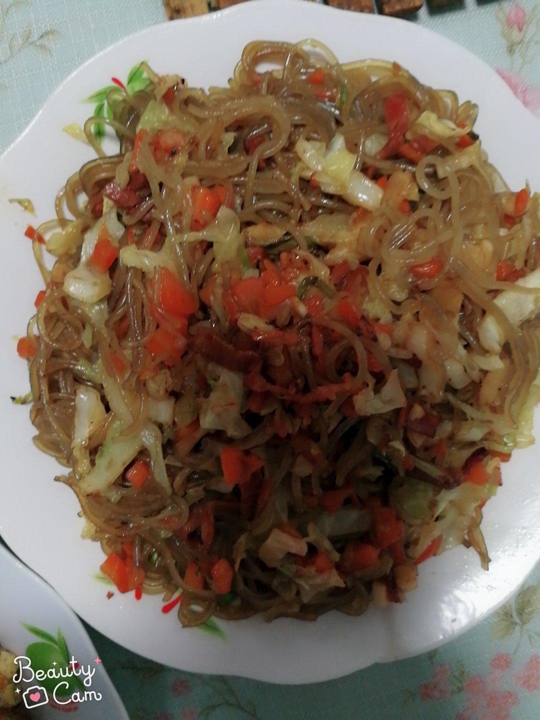 卷心菜炒粉丝 Glass noodles with Cabbage