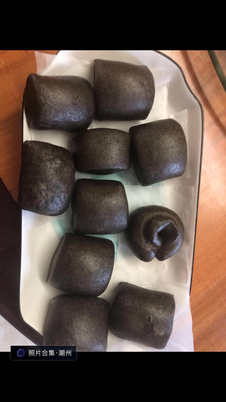 黑芝麻酱馒头