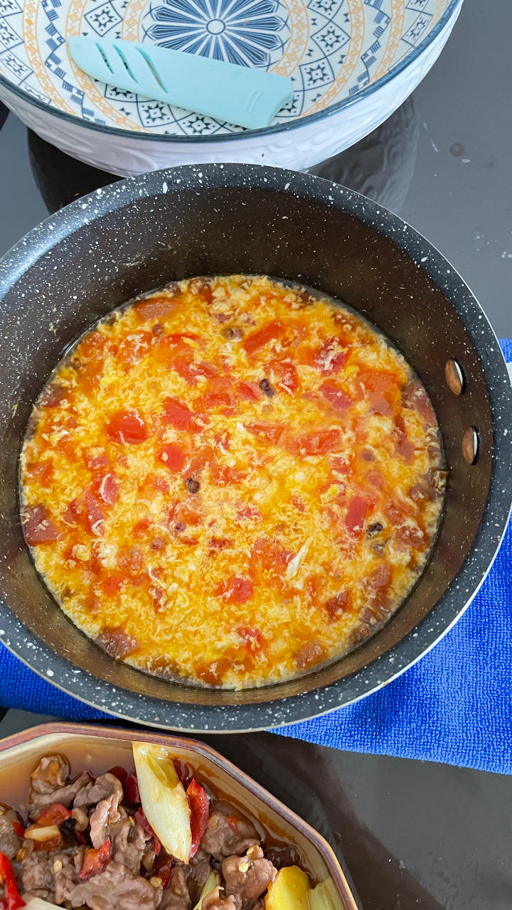 【跟我做不会错】简单又好喝的西红柿鸡蛋汤，家常又营养哦