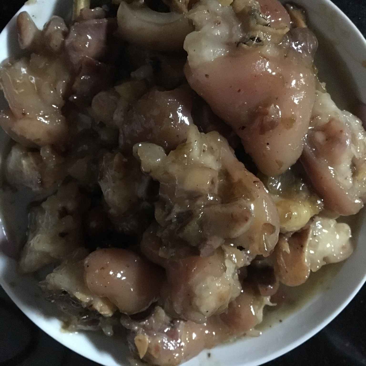 酸梅猪脚煲