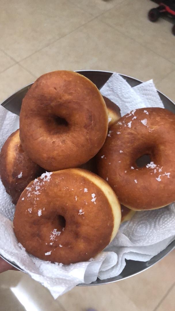 🍩超快手一小时低糖无需烤箱的甜甜圈（详细视频）