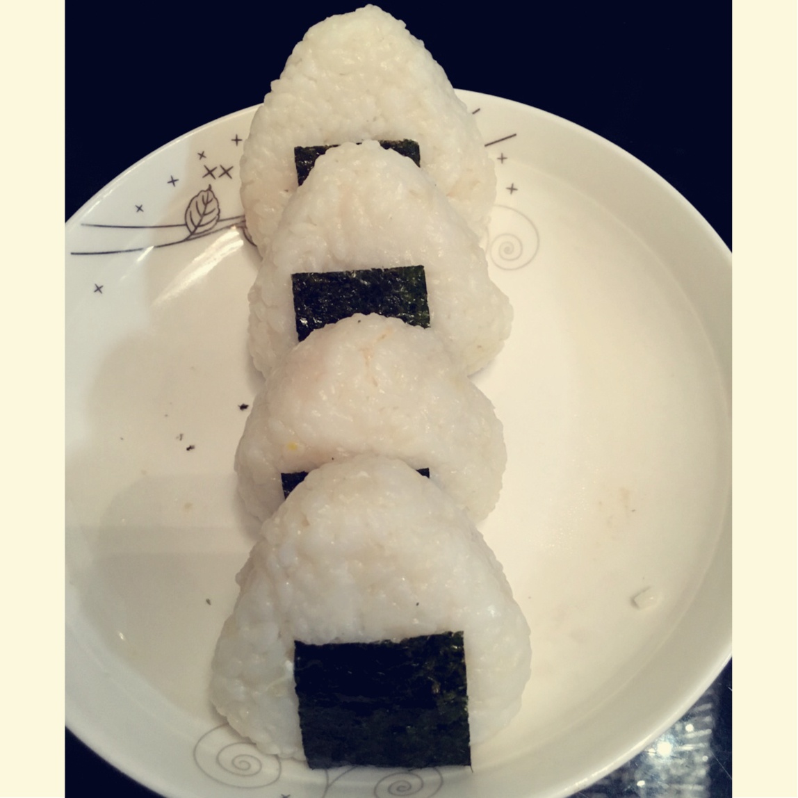 金枪鱼芝士饭团