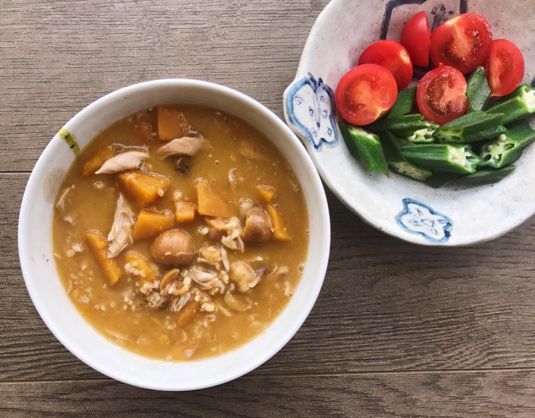 南瓜栗子鸡汤丨健康·三餐