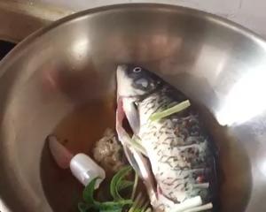 鲜美鱼汤的做法 步骤3