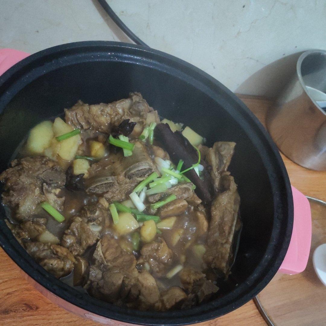 排骨炖土豆