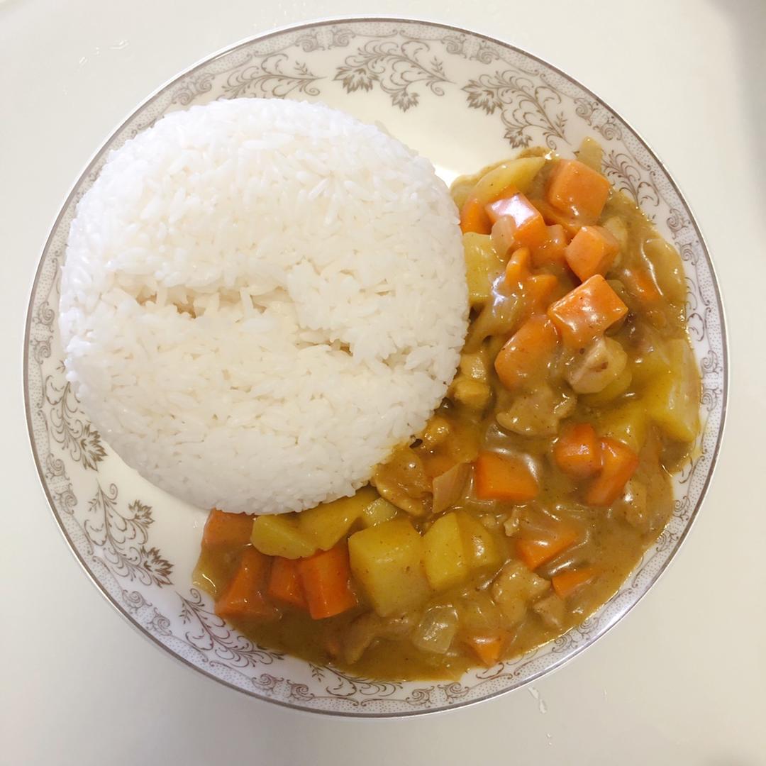 咖喱鸡肉饭