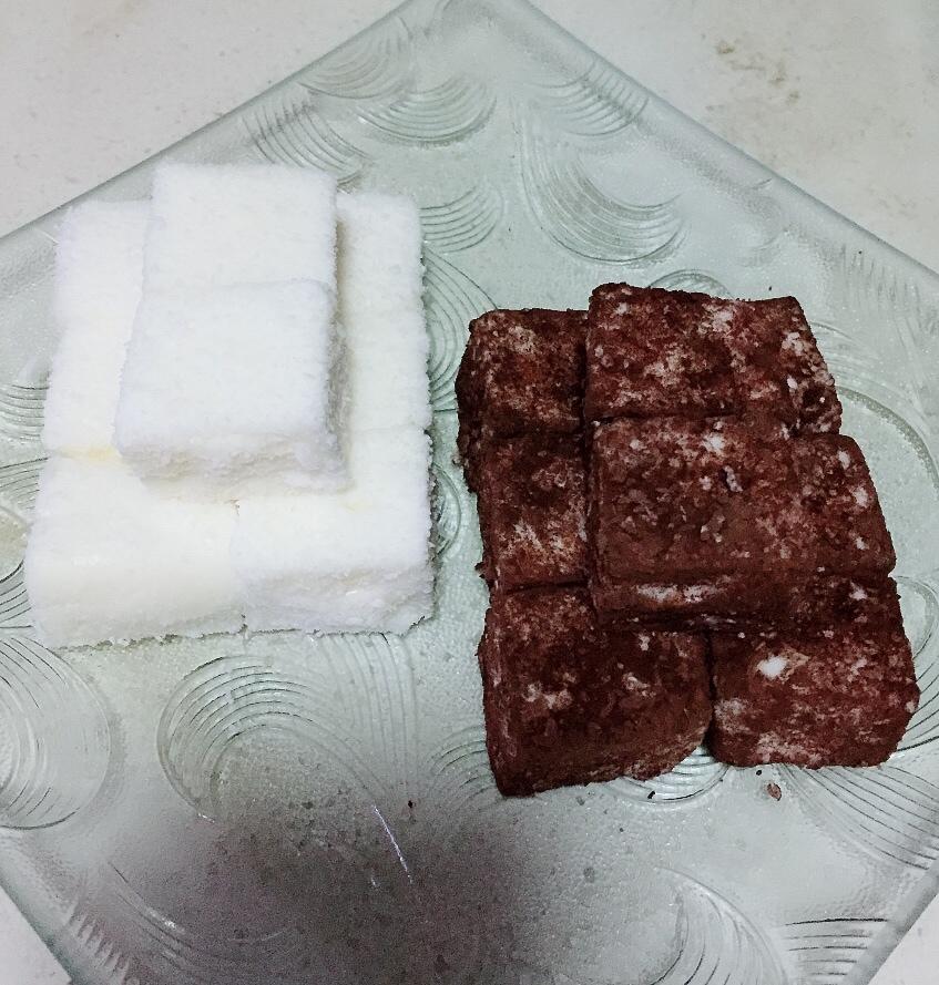 完胜85度C牛奶椰丝小方