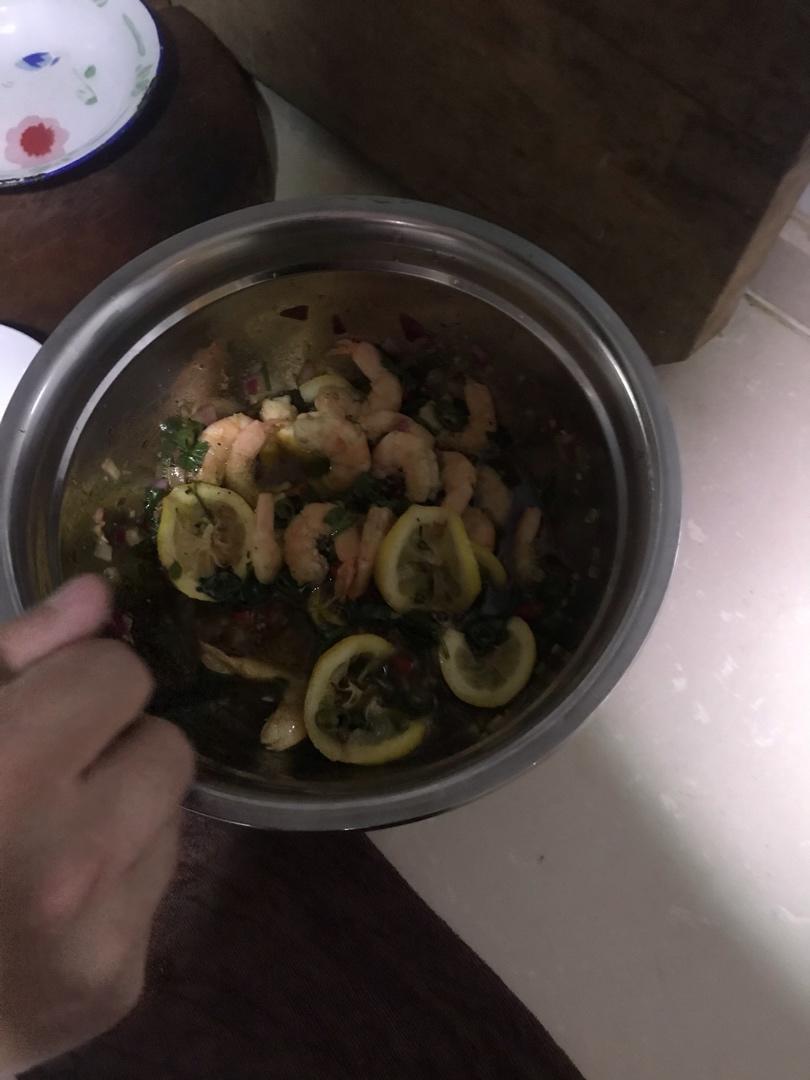 鲜嫩爽口❗️巨好吃的酸辣柠檬虾❗️一看就会超过瘾