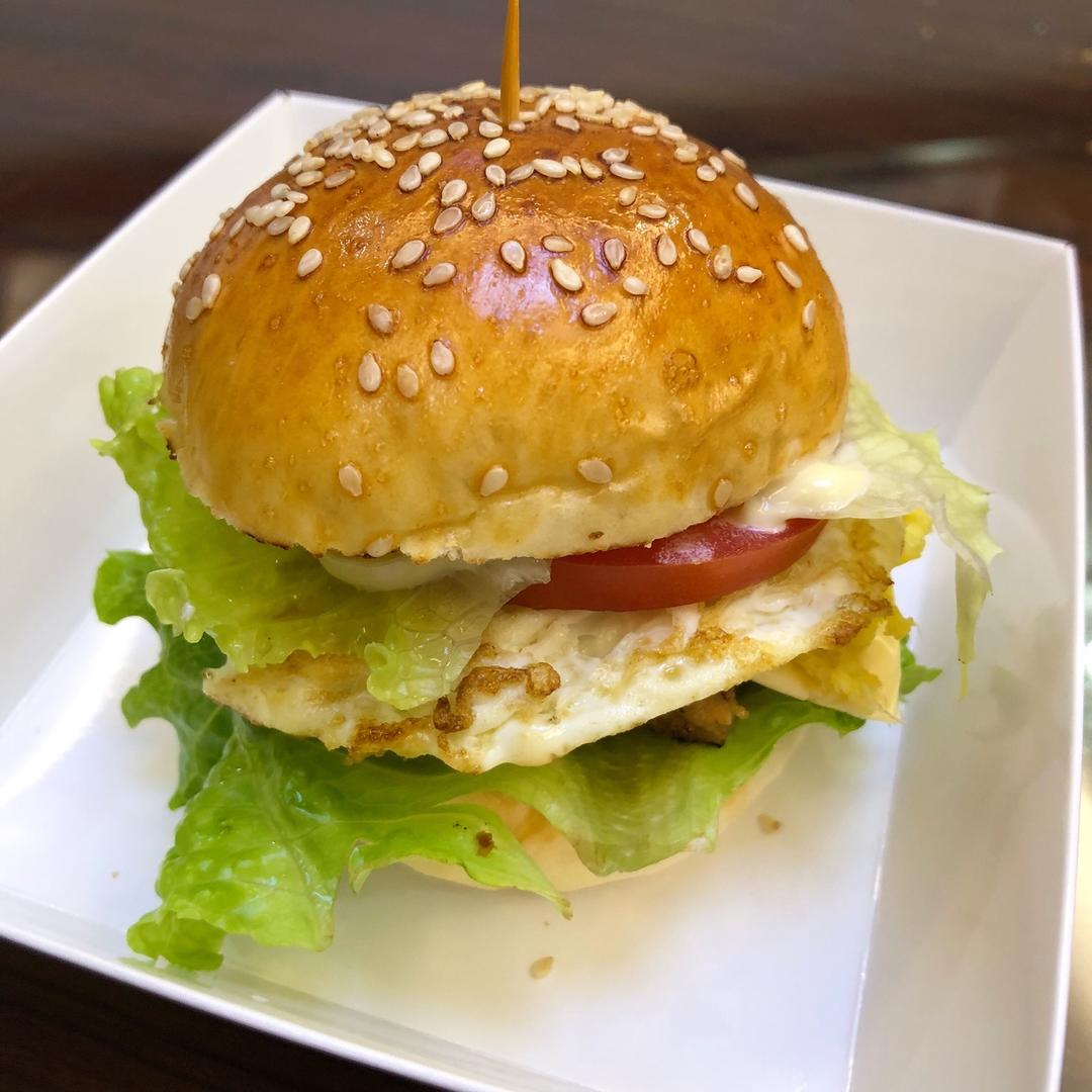 自制营养肉饼汉堡包