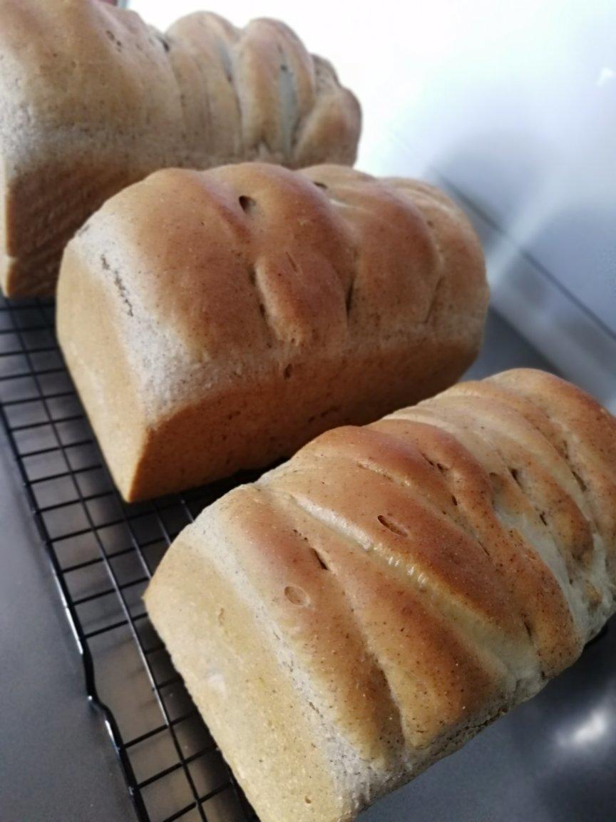 8寸原味酸奶慕斯蛋糕