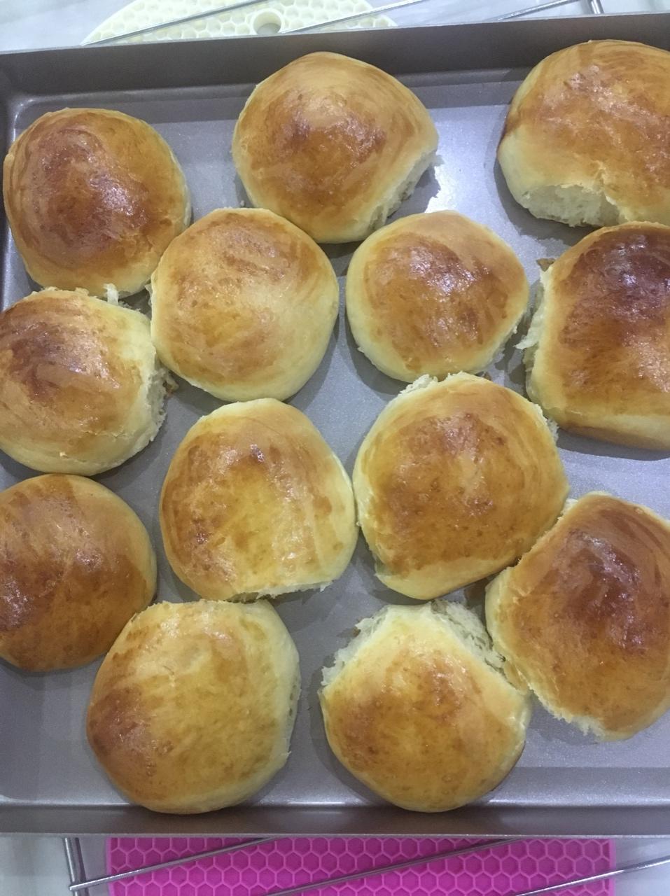 大人小孩都爱不释口的【蜂蜜牛奶小餐包】