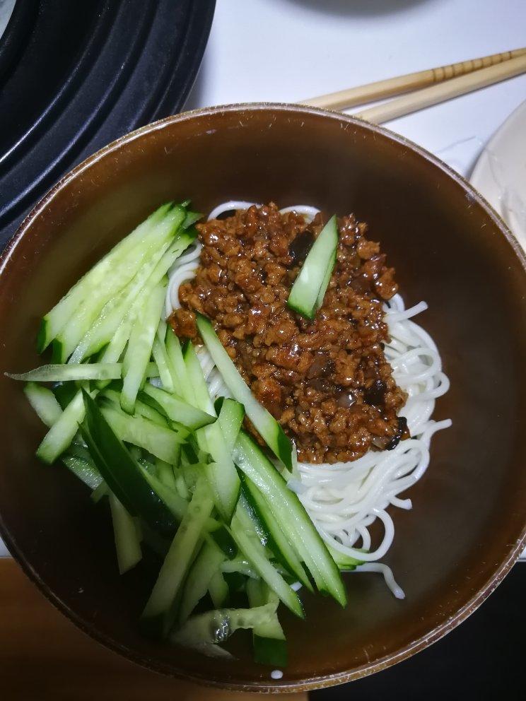 🔥秘制老北京炸酱面❗️连吃三碗都不够