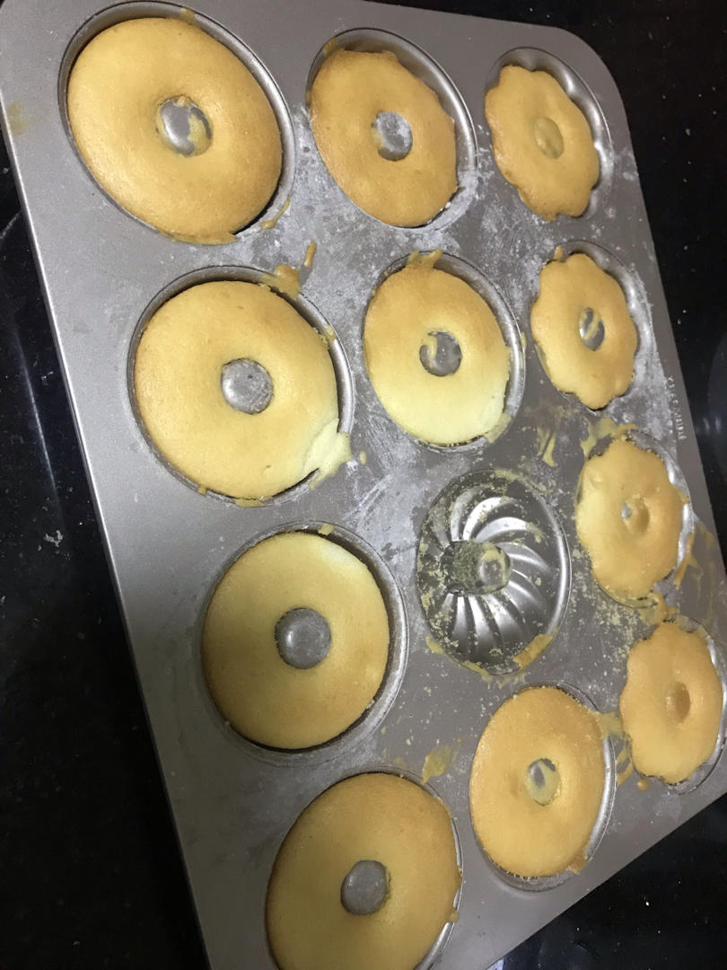 戚风版甜甜圈