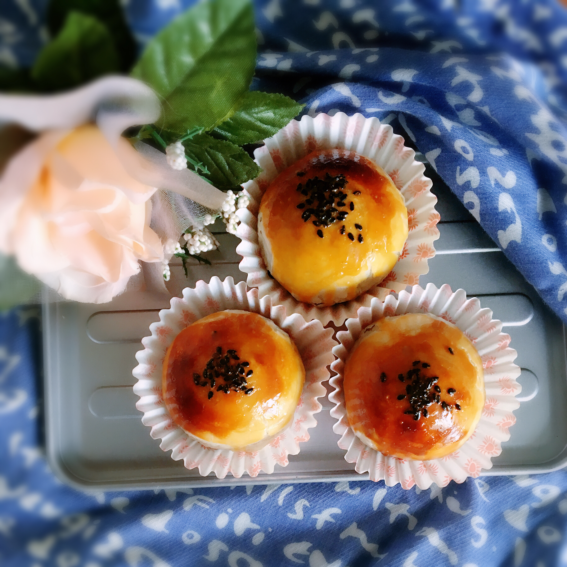 蛋黄酥~紫薯、抹茶、原味~花好月圆，中秋快乐~内附一次做六色蛋黄酥方法~