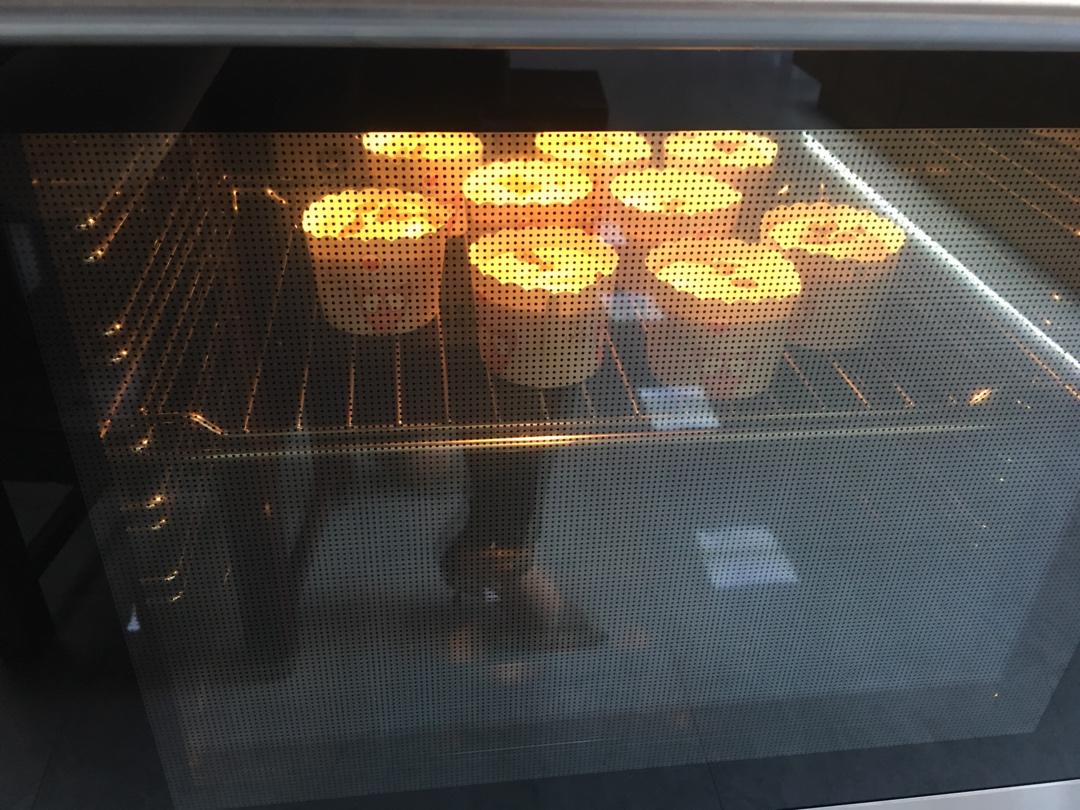 酸奶纸杯小蛋糕