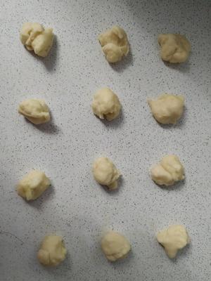 少油紫薯蛋黄酥的做法 步骤7