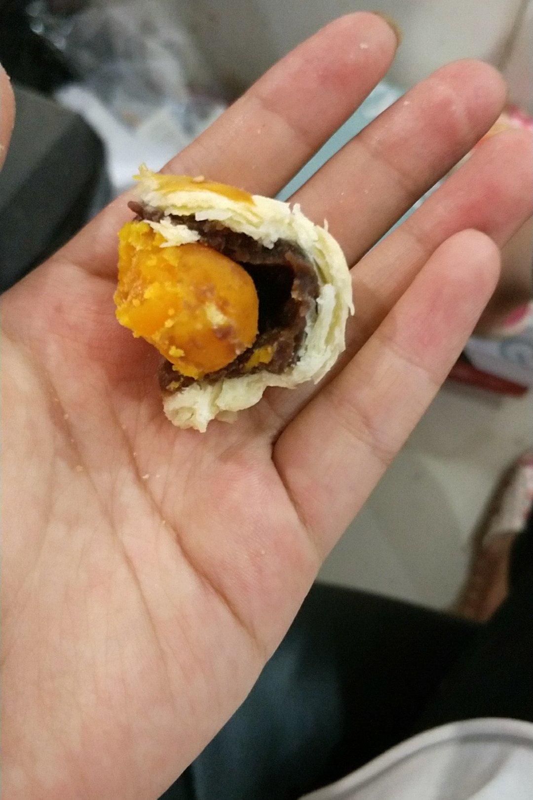 蛋黄酥