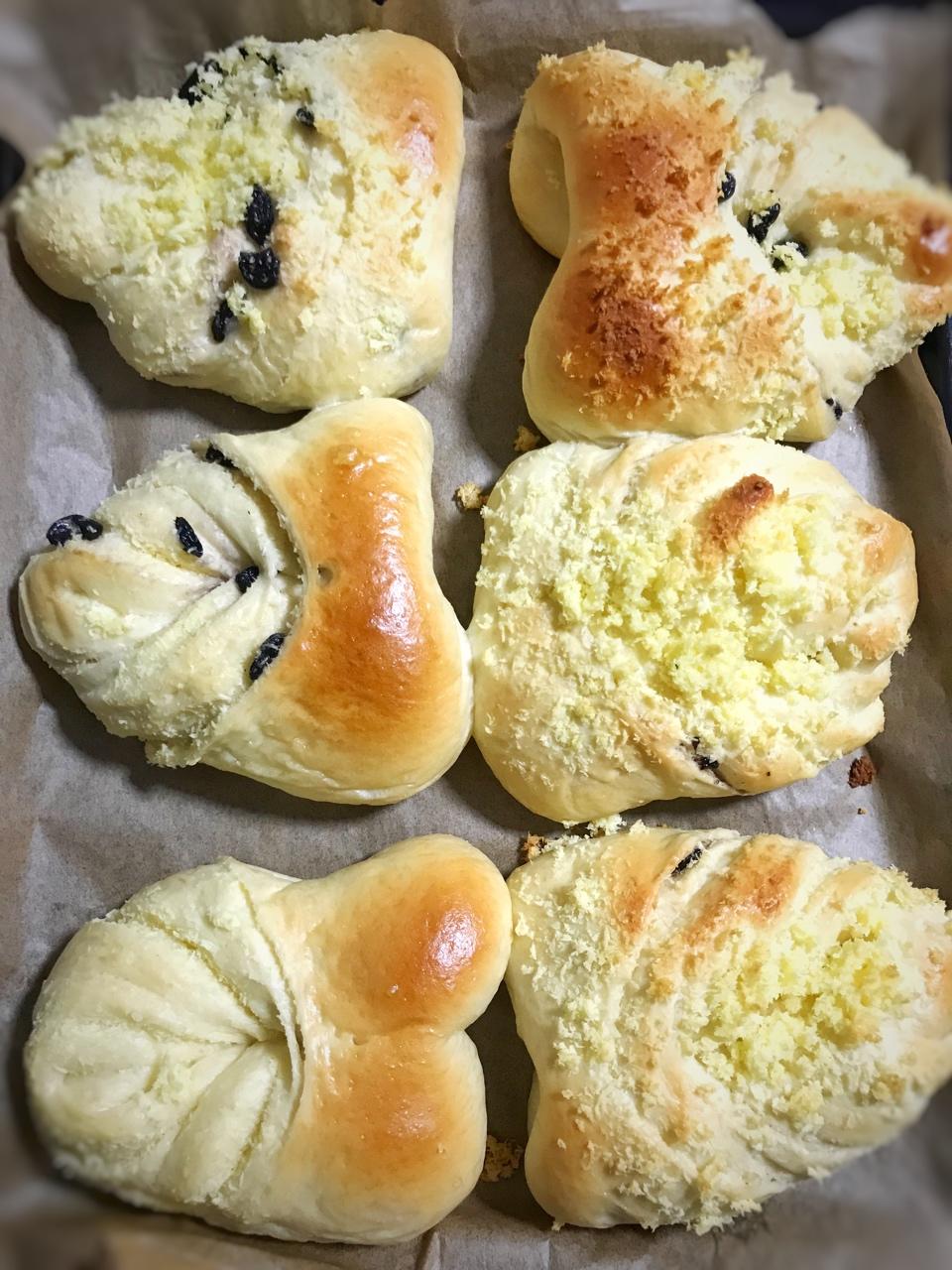 椰蓉叶子面包