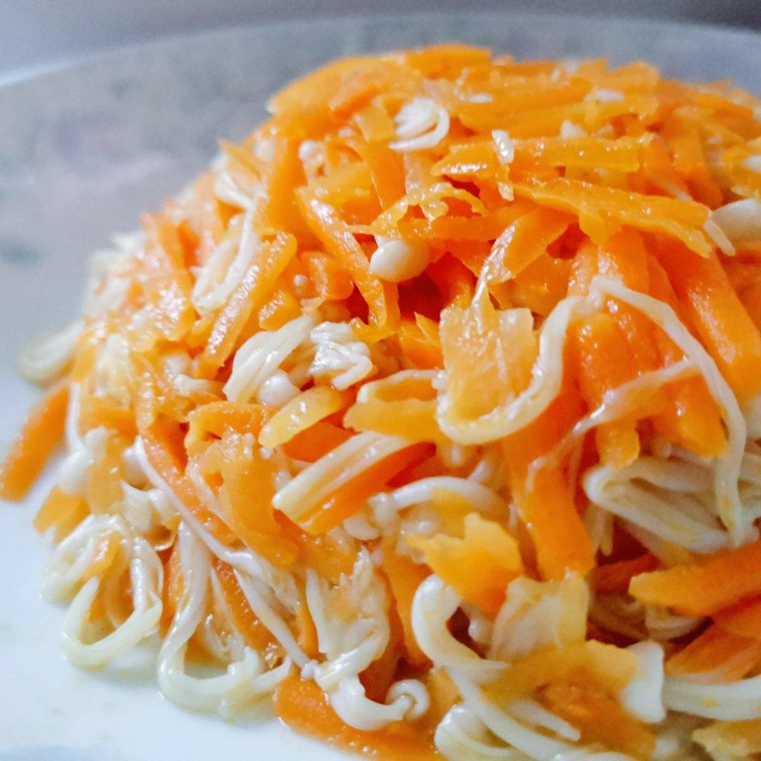 营养导向烹调 胡萝卜炒金针菇 至简快手瘦身