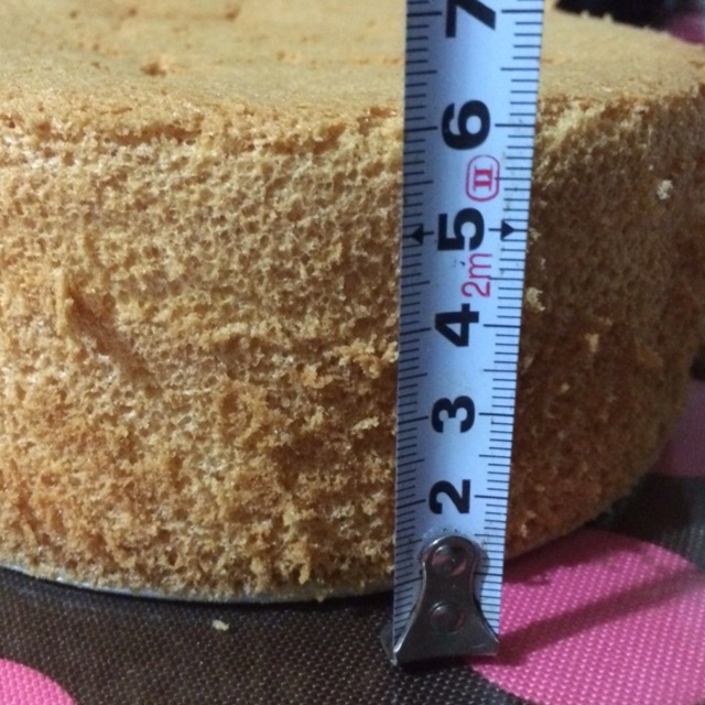 超简单完美戚风蛋糕（6寸2蛋）附打发、翻拌、脱模视频