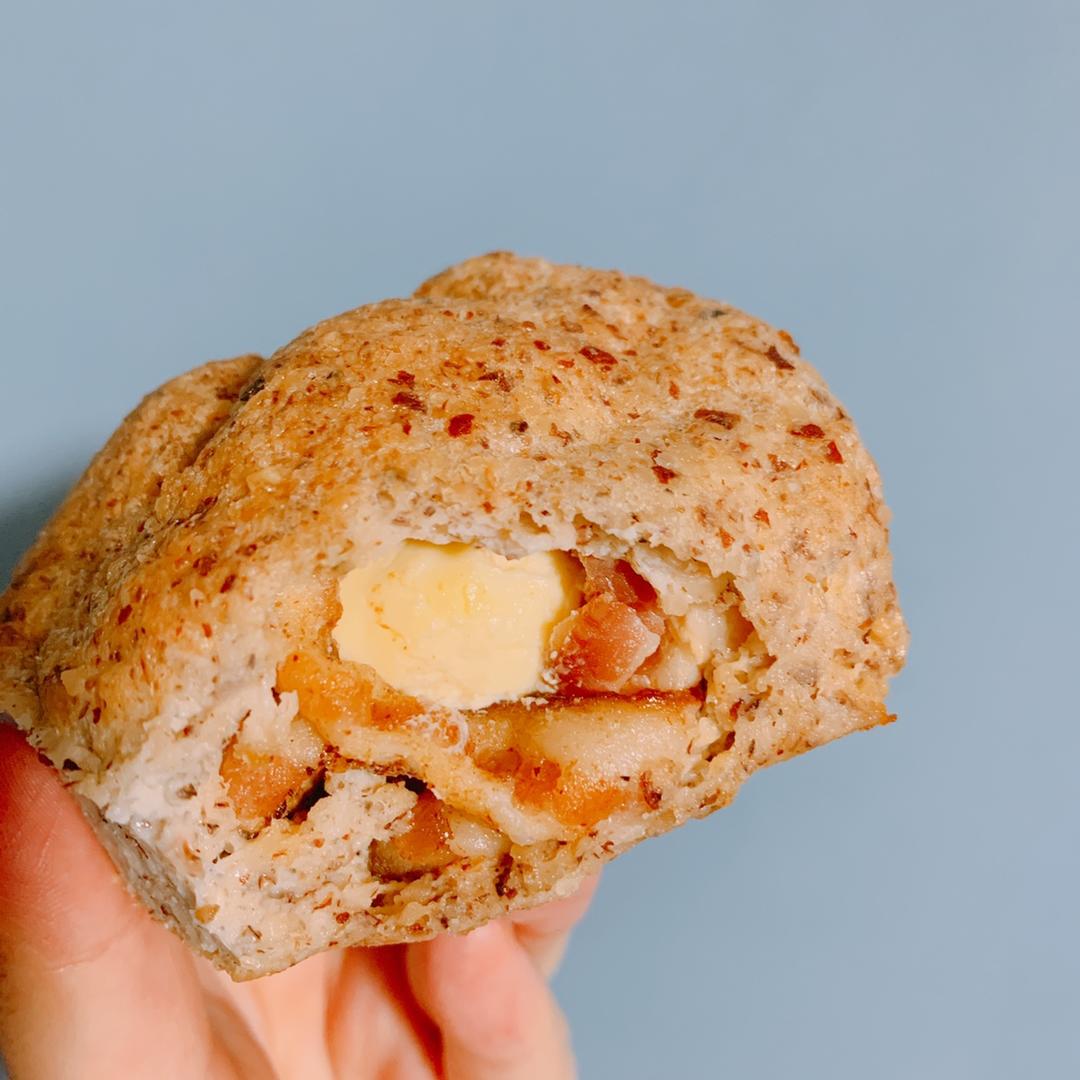 【生酮主食】芝士萨拉米肠风味软欧包