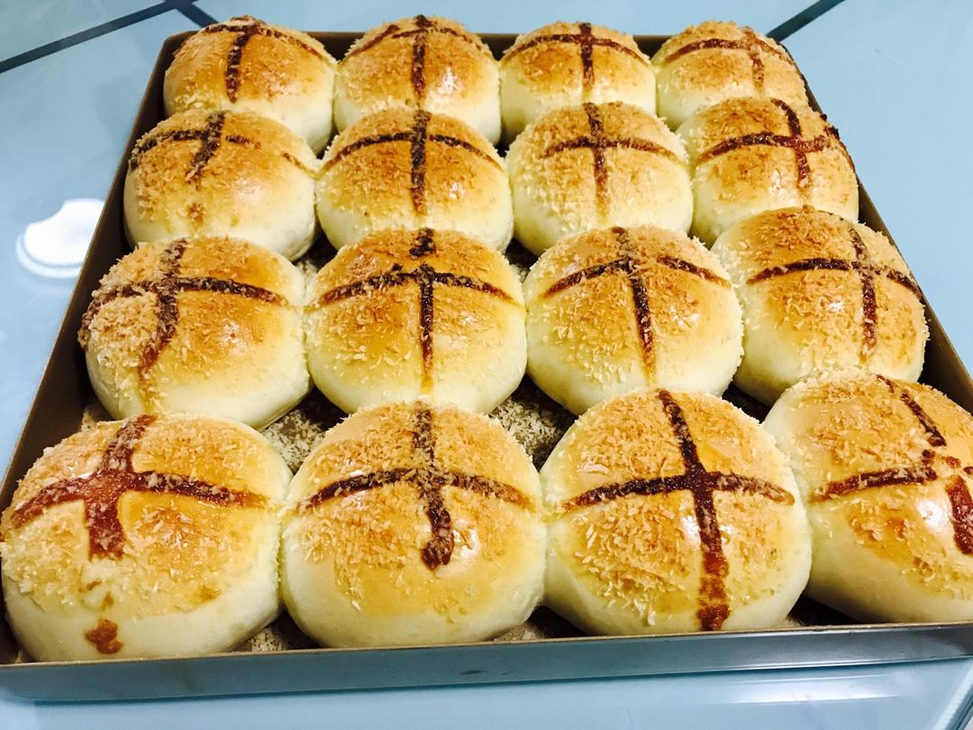 椰浆十字包 Coconut Custard Hot Crossed Bun
