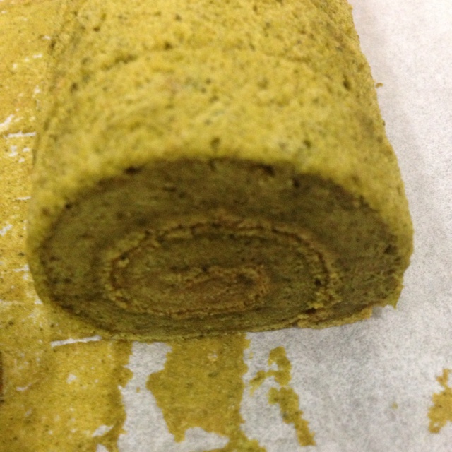 抹茶戚风蛋糕卷