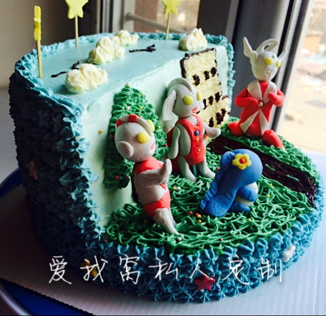 西瓜的第一个恐龙蛋糕