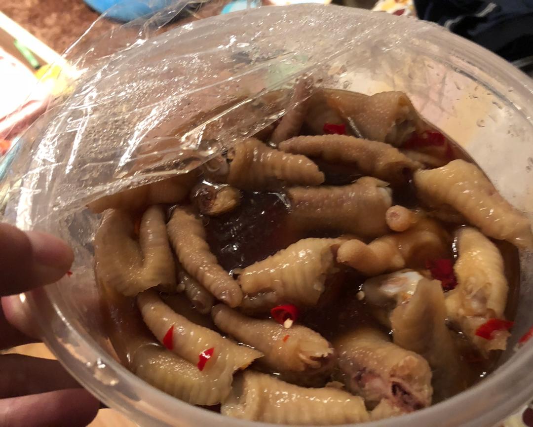 香辣蒜香凉拌爽脆鸡脚