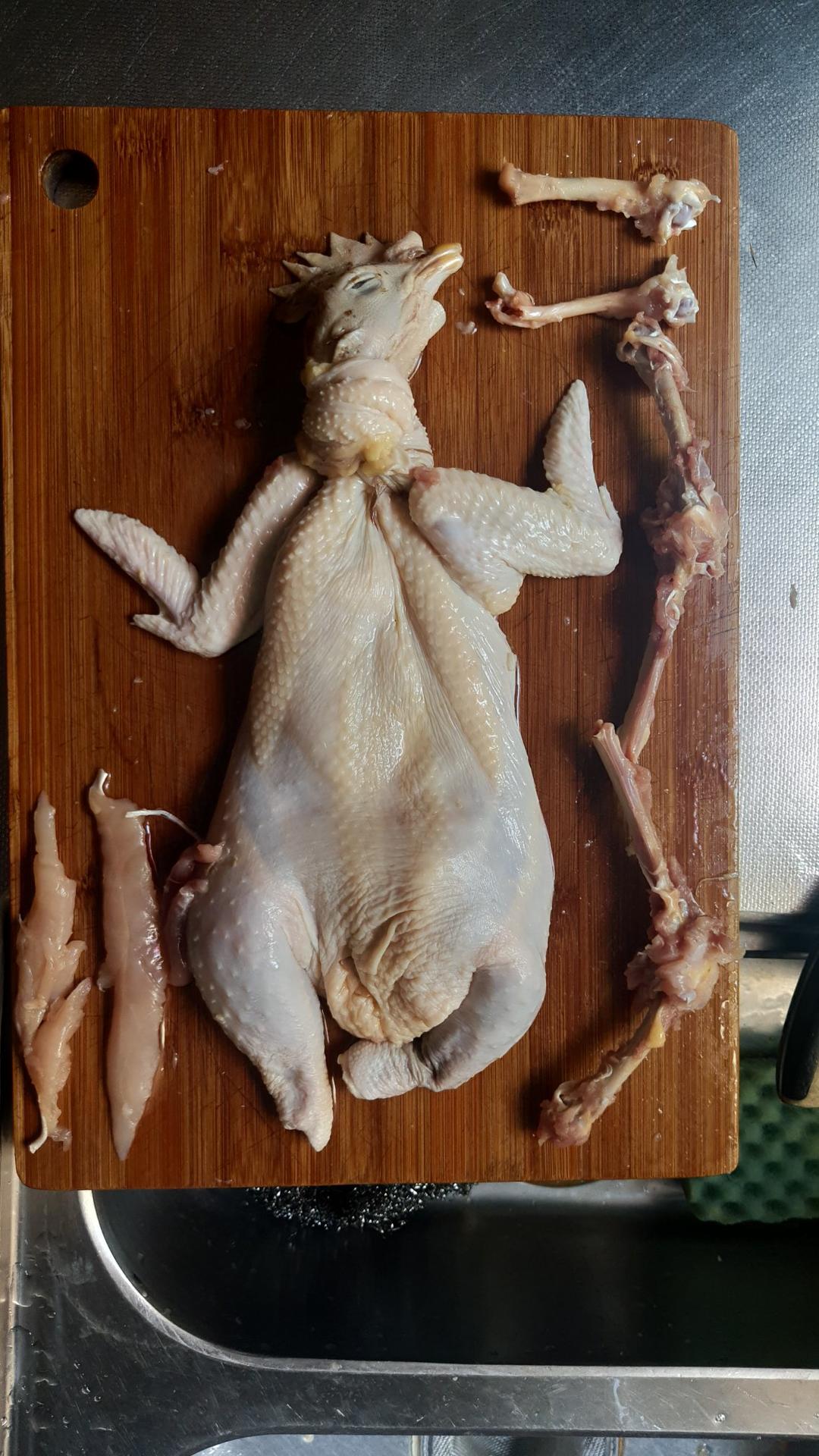 简单易学的家庭整鸡脱骨～的全部作品